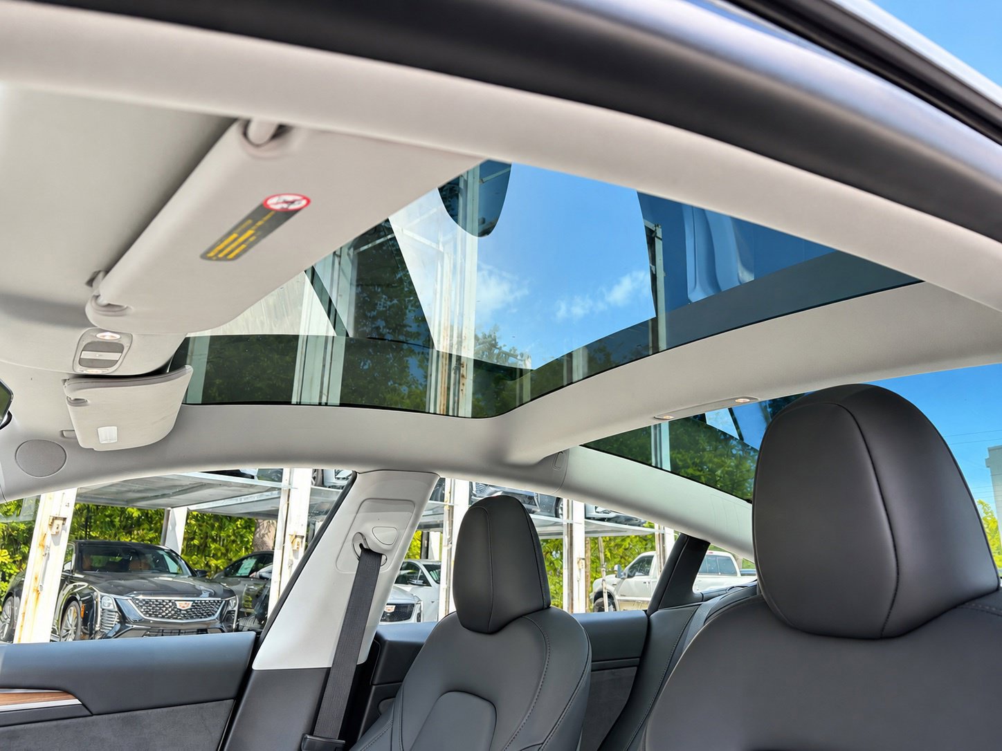 Used 2023 Tesla Model 3 Standard Range RWD image 9