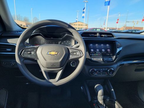 Used 2021 Chevrolet TrailBlazer LT w/ Convenience Package image 24
