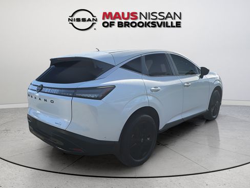 Used 2025 Nissan Murano SV FWD image 7