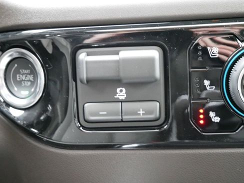 New 2026 Chevrolet Silverado 1500 LTZ w/ LTZ Premium Package image 24