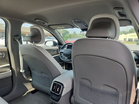 Certified 2023 Hyundai Ioniq 6 SEL w/ Cargo Package AWD/4WD image 28
