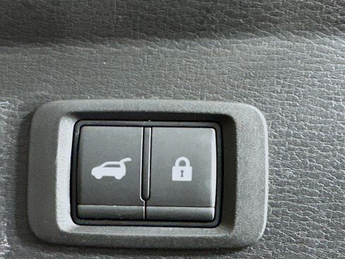 Used 2024 Mitsubishi Outlander SE FWD image 30