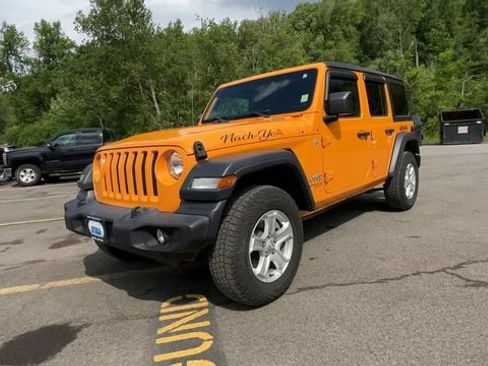 Used 2018 Jeep Wrangler Unlimited Sport S AWD/4WD image 4