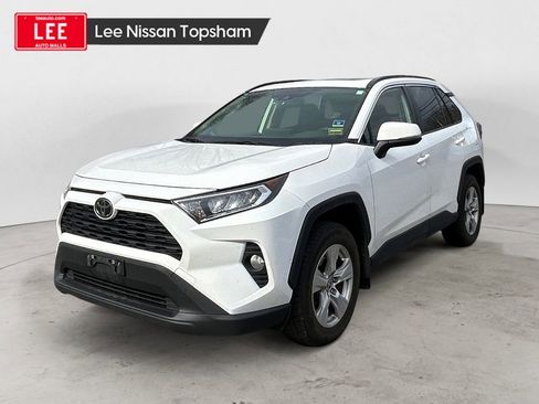 Used 2020 Toyota RAV4 XLE w/ Convenience Package AWD/4WD image 1