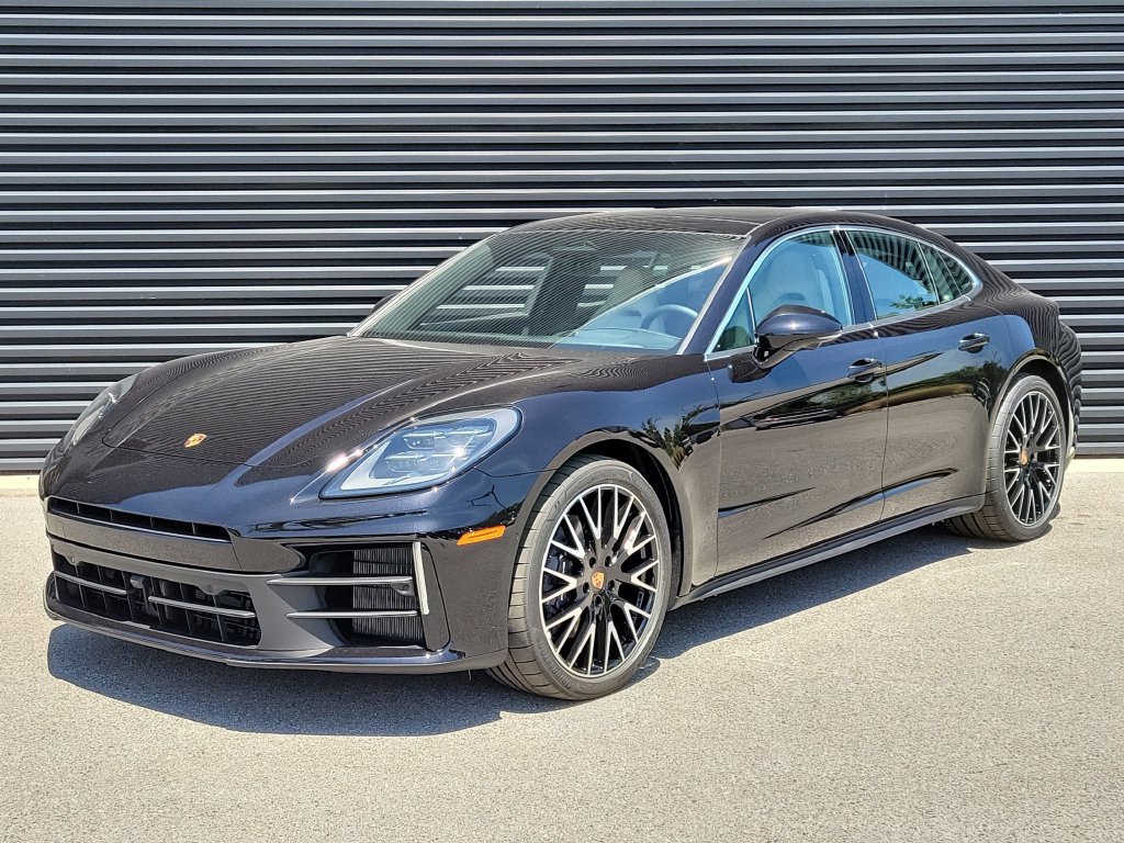 New 2026 Porsche Panamera 4 AWD/4WD image 1