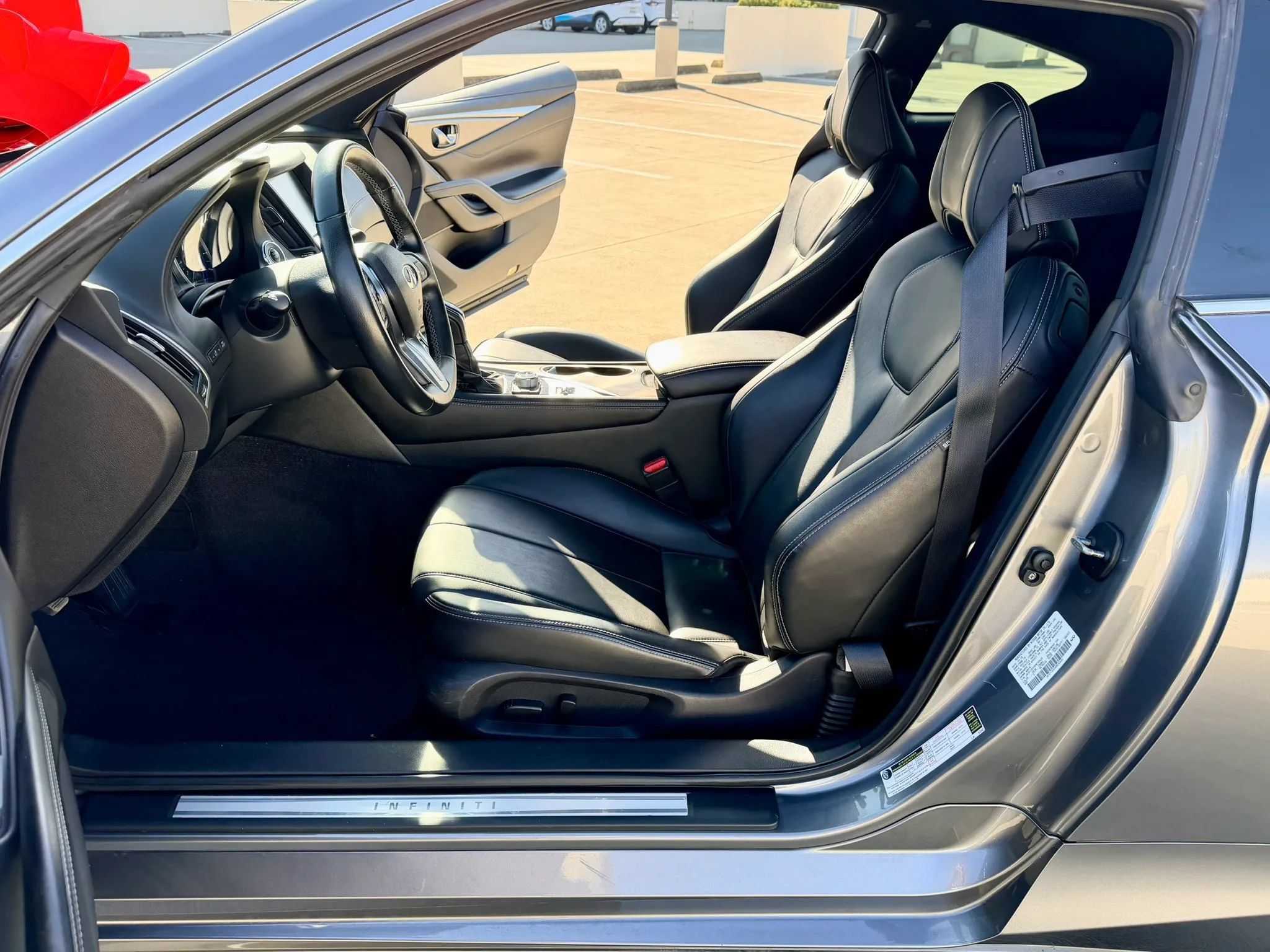 Used 2019 INFINITI Q60 3.0t w/ Cargo Package RWD image 29
