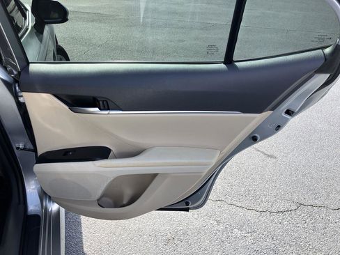Certified 2020 Toyota Camry LE image 26