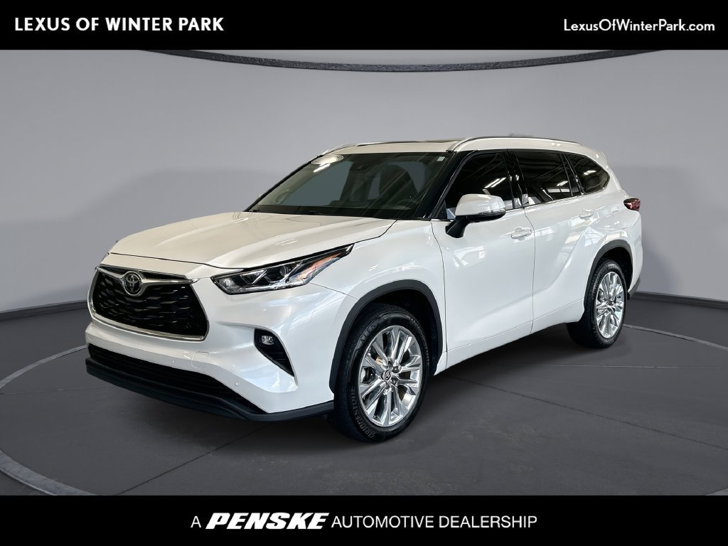 Used 2023 Toyota Highlander Limited FWD image 1