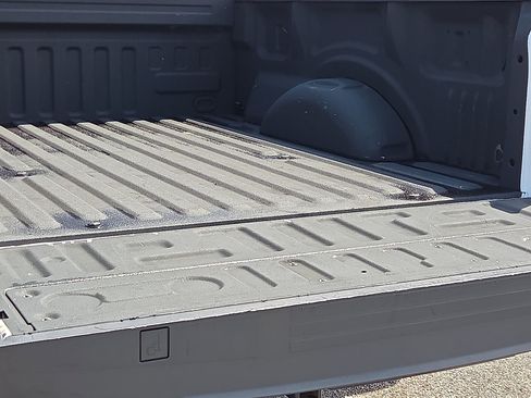 Used 2022 Ford F150 XL w/ Equipment Group 101A High RWD image 8