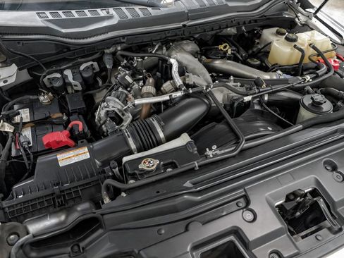 Used 2020 Ford F450 Platinum w/ FX4 Off-Road Package image 61