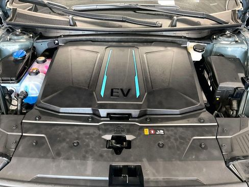 Used 2024 Hyundai Ioniq 5 SE AWD/4WD image 28