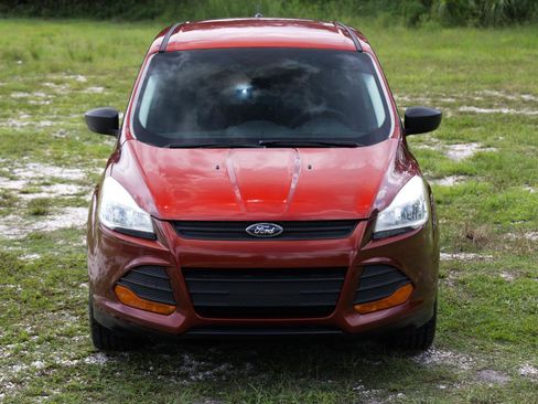 Used 2015 Ford Escape S FWD image 19