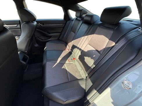 Used 2019 Honda Accord Sport image 16