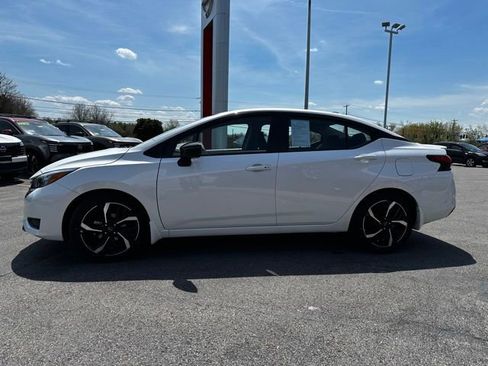 Used 2025 Nissan Versa SR w/ Trunk Package FWD image 5