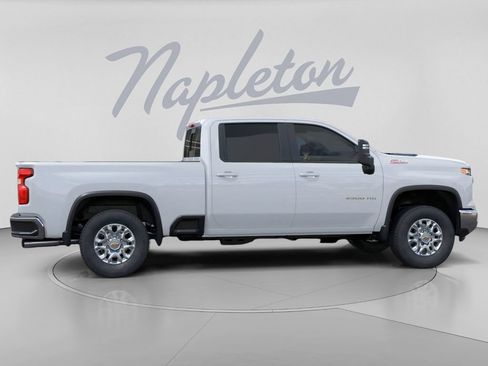 New 2026 Chevrolet Silverado 2500 LT w/ All Star Edition AWD/4WD image 5