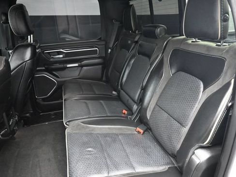 Used 2024 RAM 1500 Laramie AWD/4WD image 17