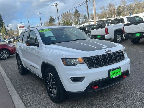 Used 2021 Jeep Grand Cherokee Trailhawk image 4