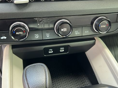 Used 2024 Honda Accord EX image 19