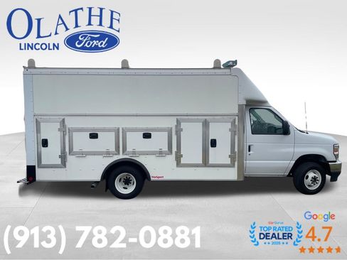 Used 2025 Ford E-450 and Econoline 450 Super Duty w/ Power Equipment Group image 6