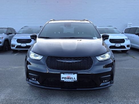 New 2026 Chrysler Pacifica Select w/ S Appearance Package image 7