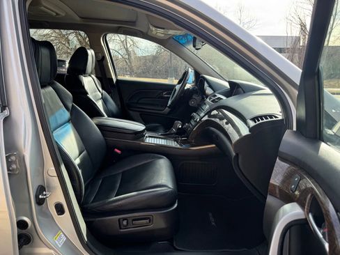 Used 2011 Acura MDX w/ Technology & Entertainment AWD/4WD image 19