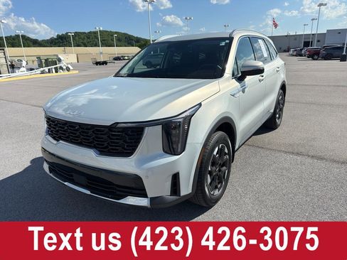 Used 2026 Kia Sorento S AWD/4WD image 1