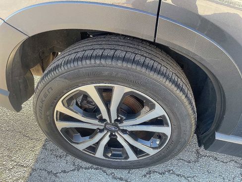 Used 2022 Subaru Forester Limited image 11