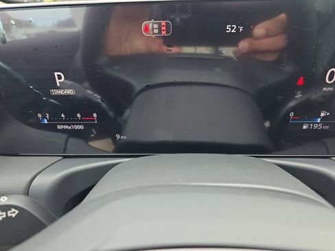 New 2026 Nissan Sentra SV FWD image 7
