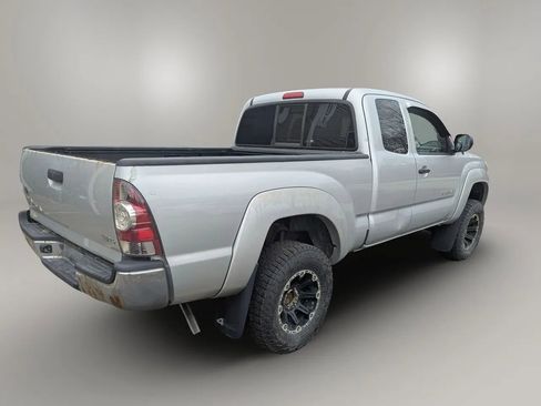 Used 2011 Toyota Tacoma 4x4 Access Cab image 5