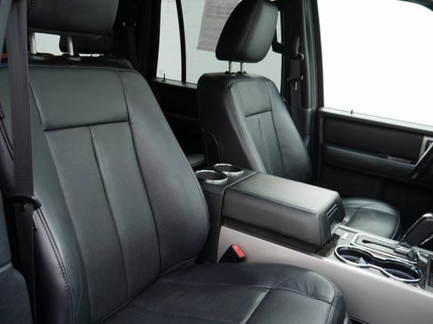 Used 2015 Ford Expedition Limited w/ Equipment Group 301A image 22
