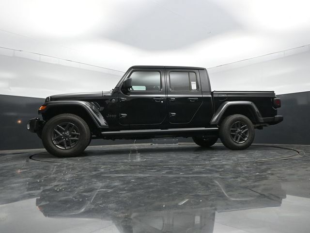 Used 2024 Jeep Gladiator Sport AWD/4WD image 62