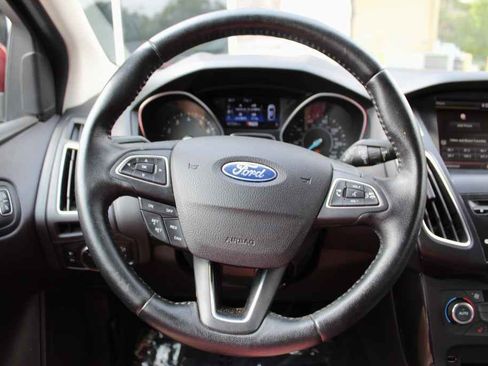 Used 2015 Ford Focus Titanium FWD image 15