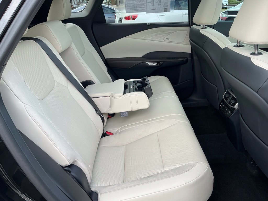Certified 2024 Lexus RX 350 AWD w/ Convenience Package image 22