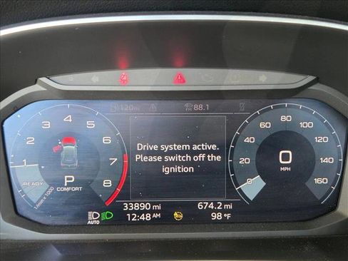 Used 2021 Audi Q3 2.0T Premium image 11