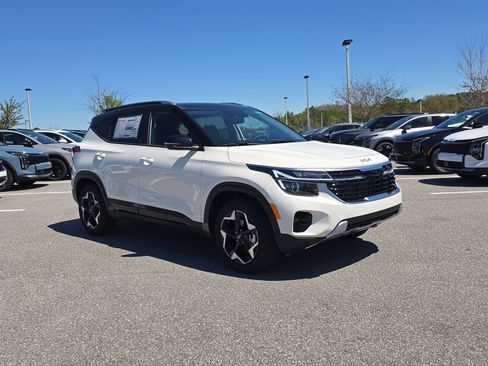 New 2026 Kia Seltos S image 2