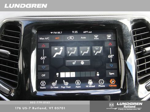 Used 2021 Jeep Cherokee Limited w/ Mopar Interior Package AWD/4WD image 37