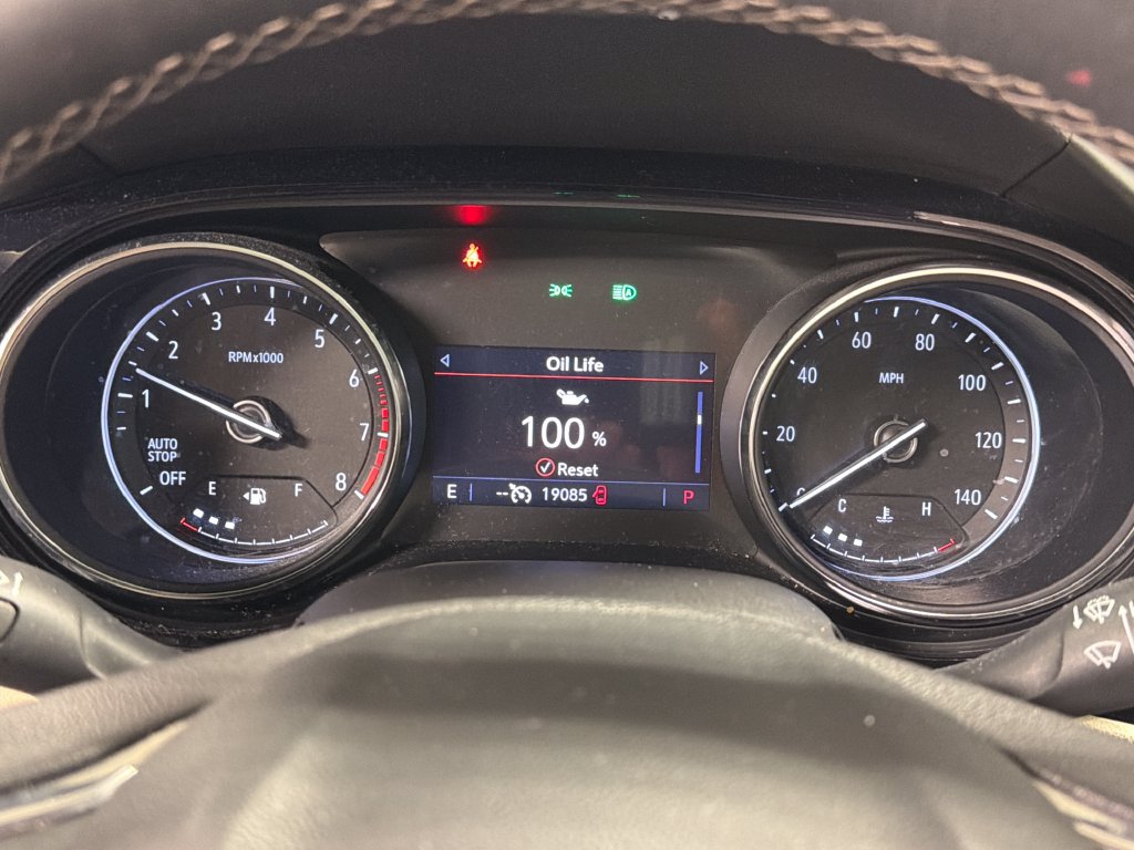 Used 2023 Buick Encore GX Select FWD image 30