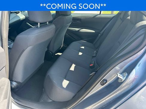 Used 2025 Toyota Corolla LE FWD image 10