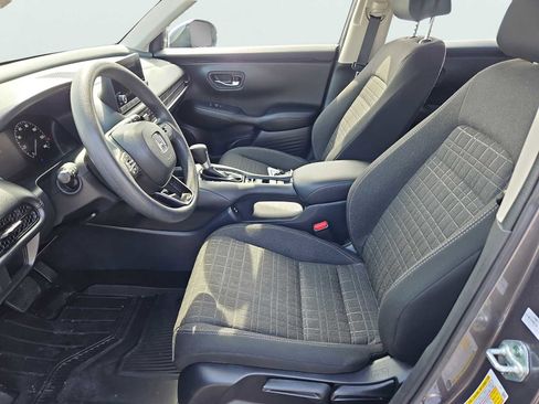 Certified 2025 Honda HR-V LX image 26