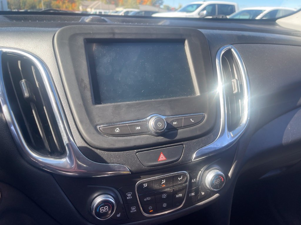 Used 2018 Chevrolet Equinox LT AWD/4WD image 17