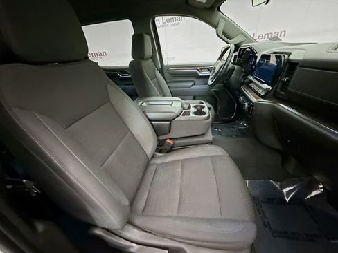 Used 2022 Chevrolet Silverado 1500 LT image 31