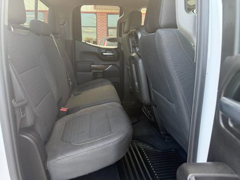 Used 2019 GMC Sierra 1500 SLE w/ SLE Value Package image 8