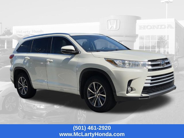 Used 2018 Toyota Highlander XLE FWD image 4
