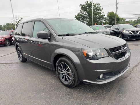 Used 2018 Dodge Grand Caravan SE FWD image 7
