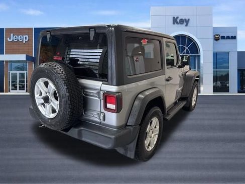 Used 2021 Jeep Wrangler Sport AWD/4WD image 7