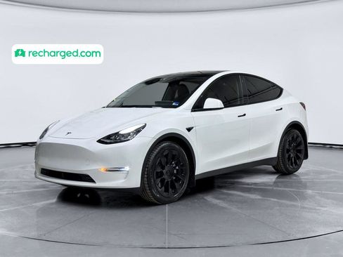 Used 2023 Tesla Model Y Long Range image 1