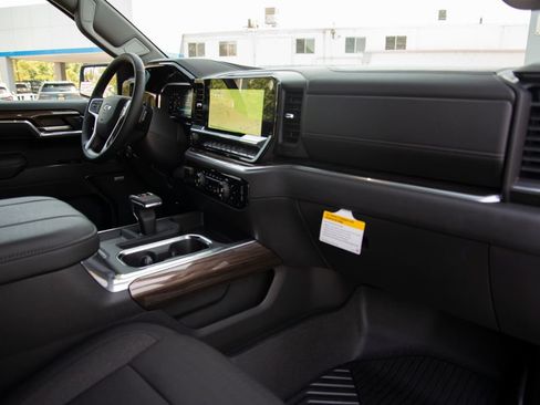 New 2026 Chevrolet Silverado 1500 LT Trail Boss w/ Convenience Package II AWD/4WD image 19
