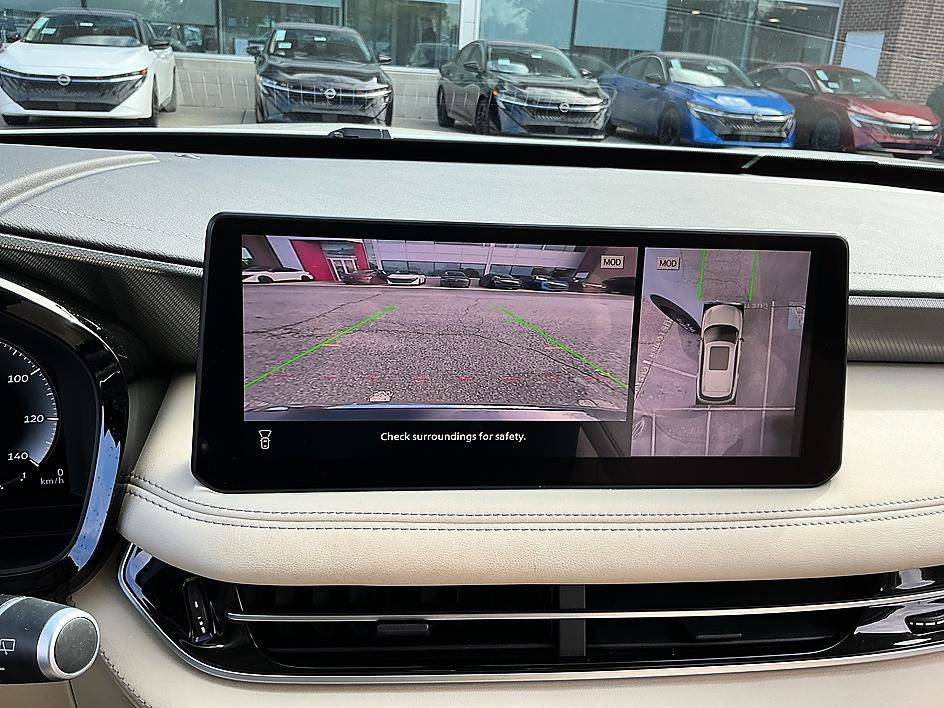 Used 2025 INFINITI QX60 Luxe FWD image 17