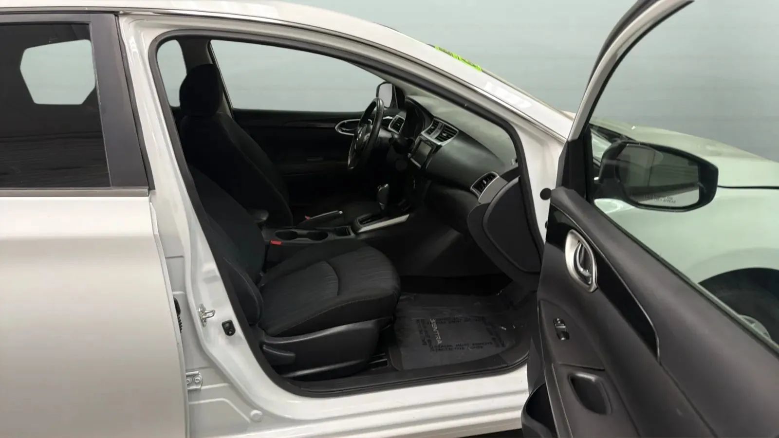 Used 2019 Nissan Sentra SV FWD image 19
