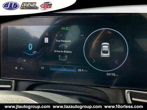 Used 2024 Hyundai Elantra SEL FWD image 17